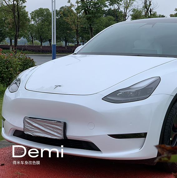 特斯拉-model y-珠光白