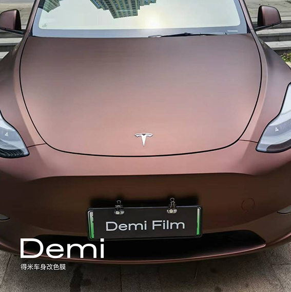 特斯拉-model y-消光山多斯啡