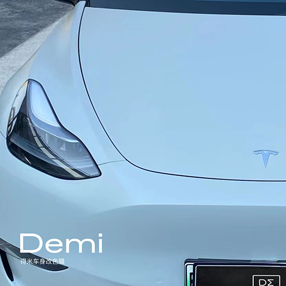 特斯拉Model Y-消光火山灰