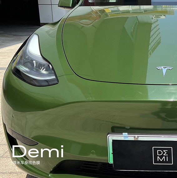 特斯拉Model Y-索诺玛绿