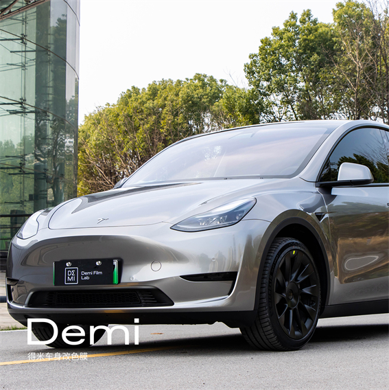 特斯拉Model Y-液态金属银